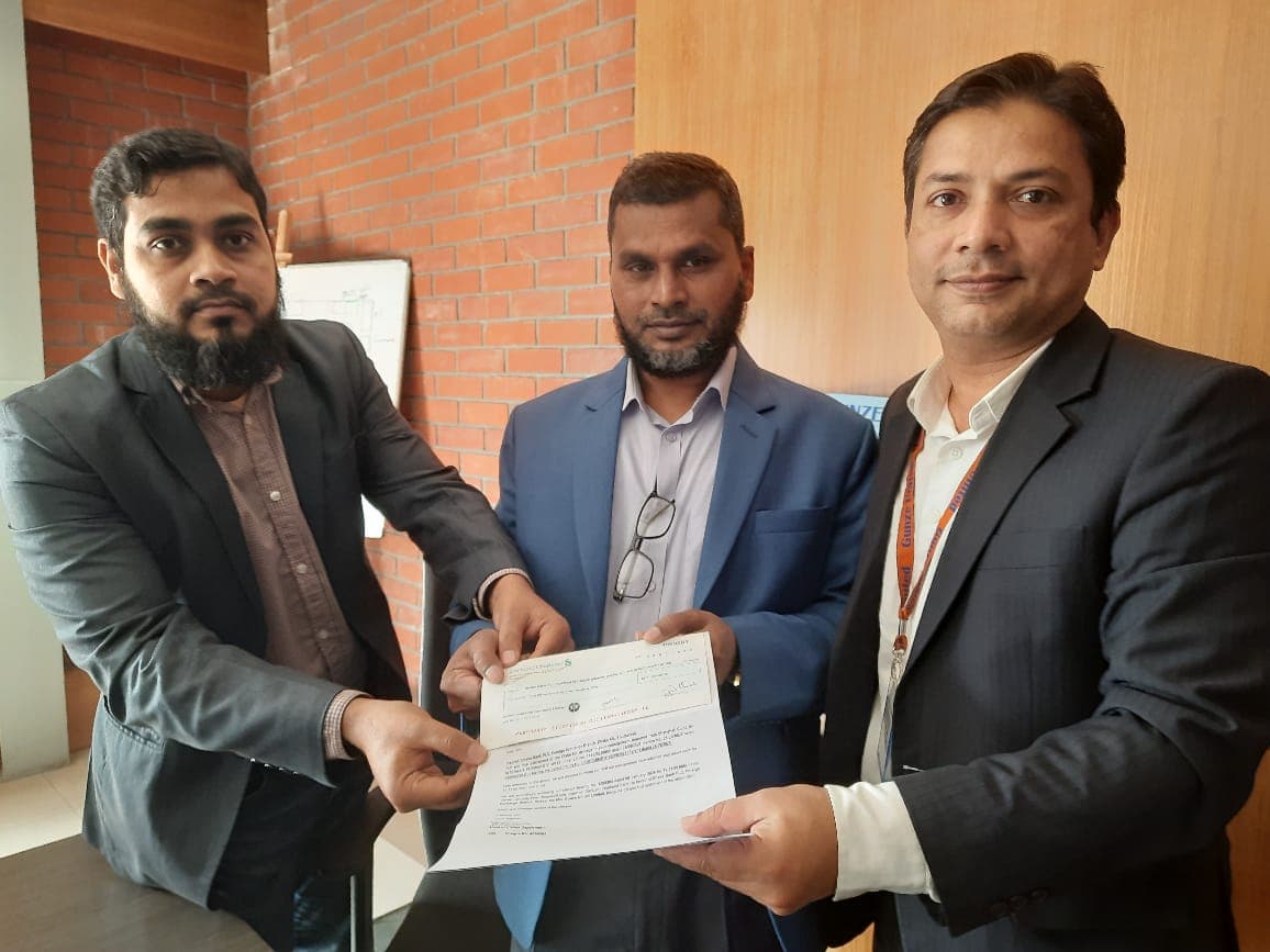 Claim settlement cheque handover to Gunze United Ltd